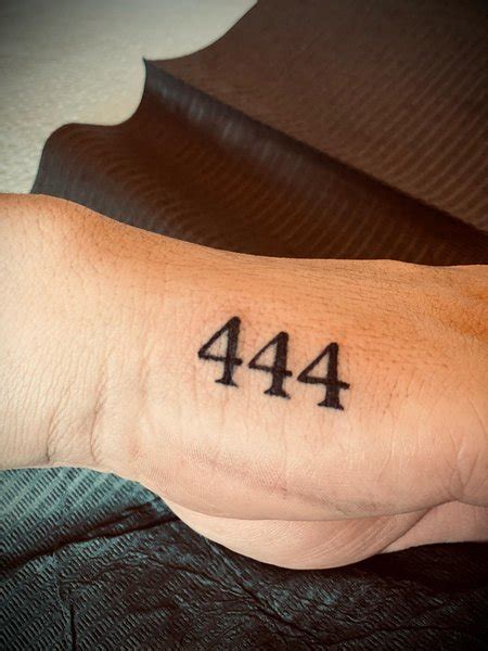 444 hand tattoo|The Meaning and Symbolism of the 444 Tattoo。